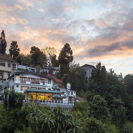 Heaven Seven Kandy Hotel Exterior foto